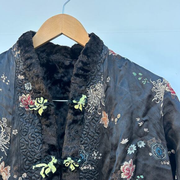 Vintage Y2K Reversible Asian Faux Fur Jacket Black Brown Boxy Funky Small - Picture 4 of 9